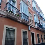 Estreno Centro Y Playa * קדיז