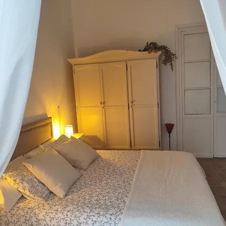 Estreno Centro Y Playa * 加的斯