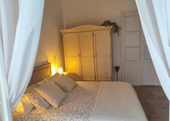 Estreno Centro Y Playa * 카디스